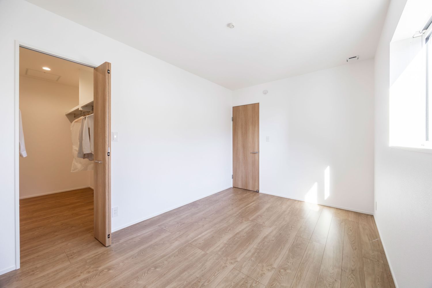 収納不足に悩まない家