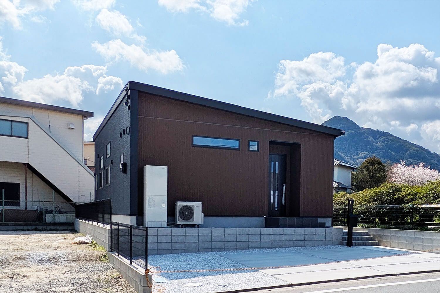 家族が近い平屋